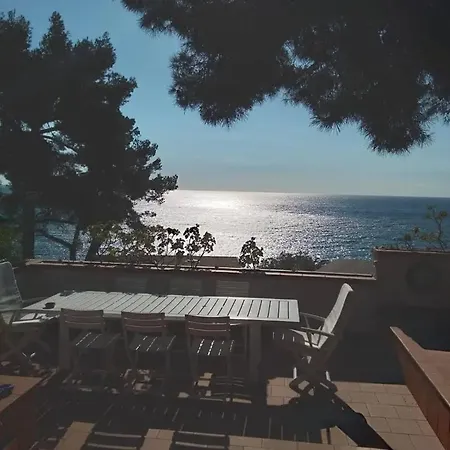 Holiday home Fronte Mare Con Terrazza, E Piscina